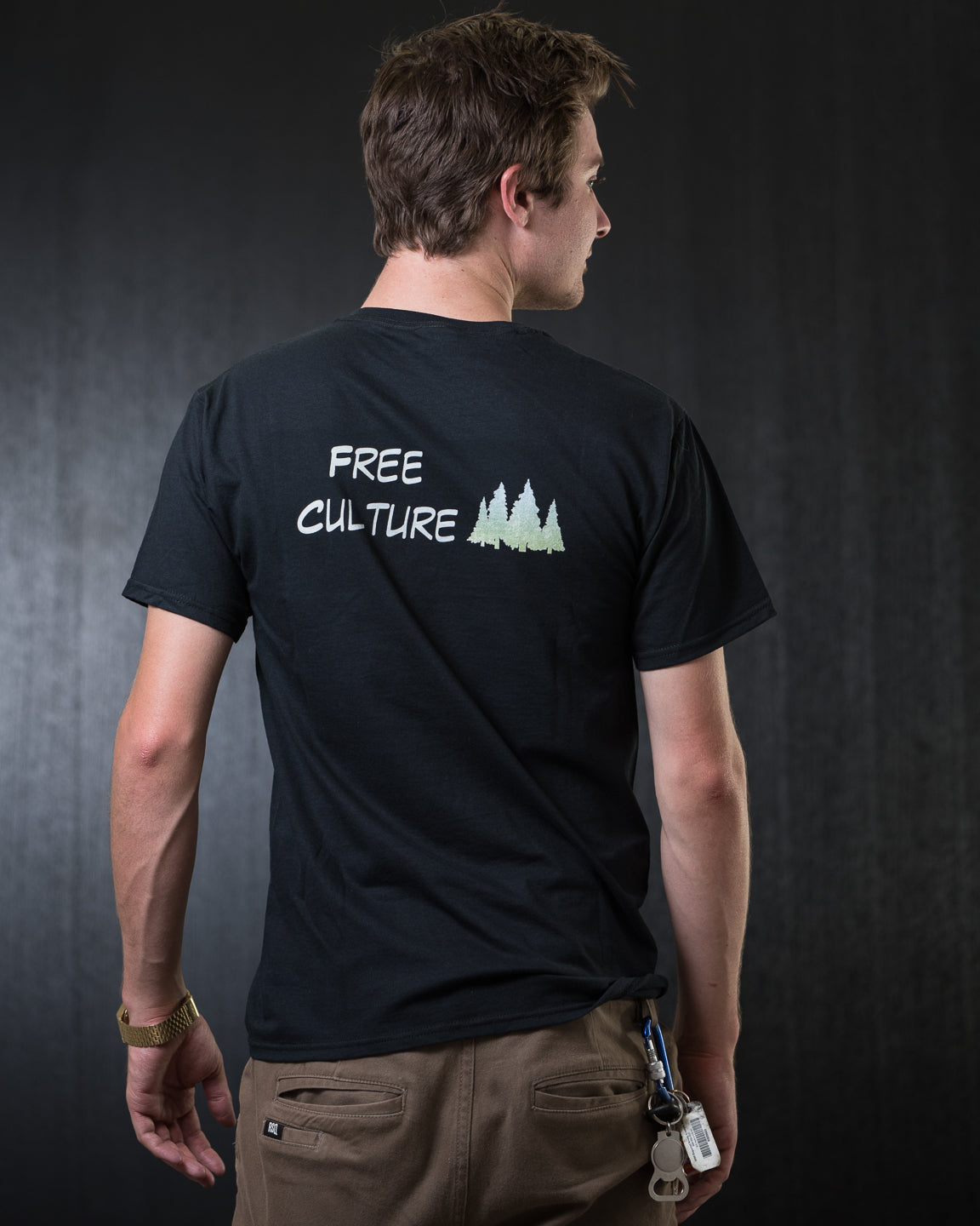 Free Culture Mountain Bear Tee (S-3XL)