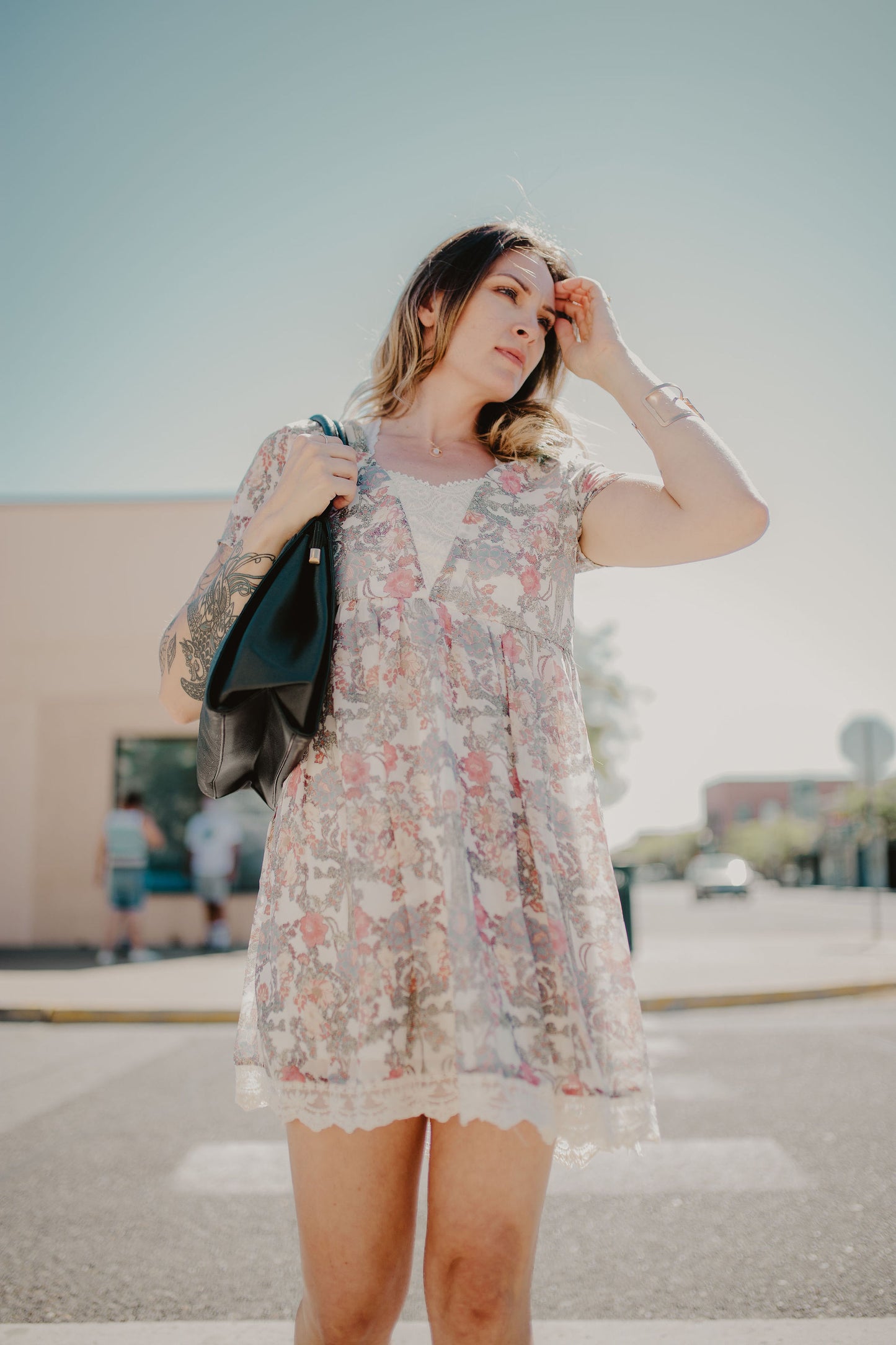 Entro Floral Short Sleeve Dress W/ Lace Hem & Neckline (S-L)