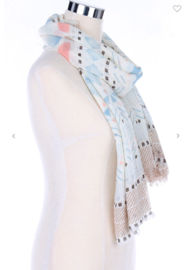 Lightweight Geometric Print Scarf