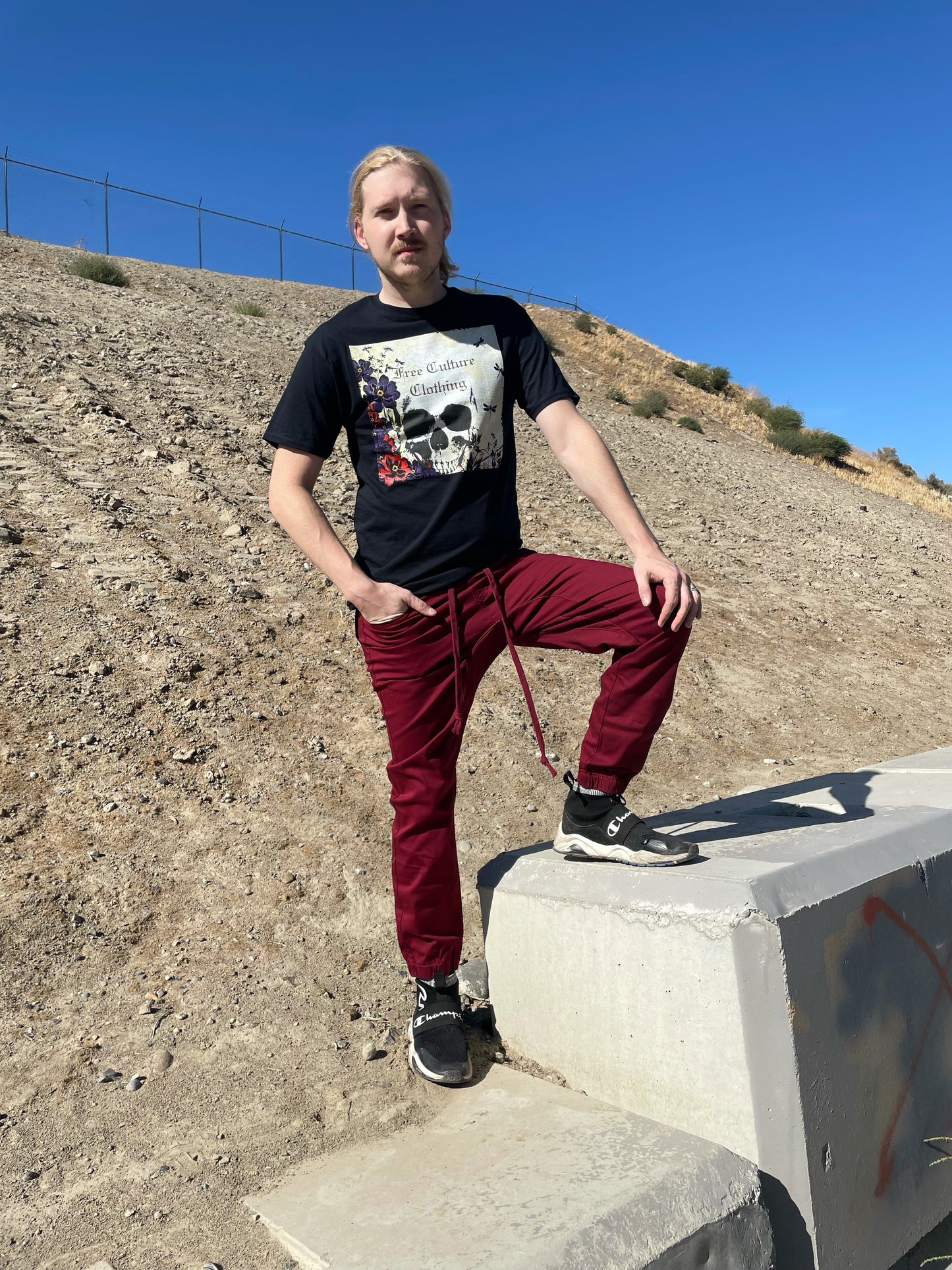 Free Culture Skull & Flower Tee (S-3XL)