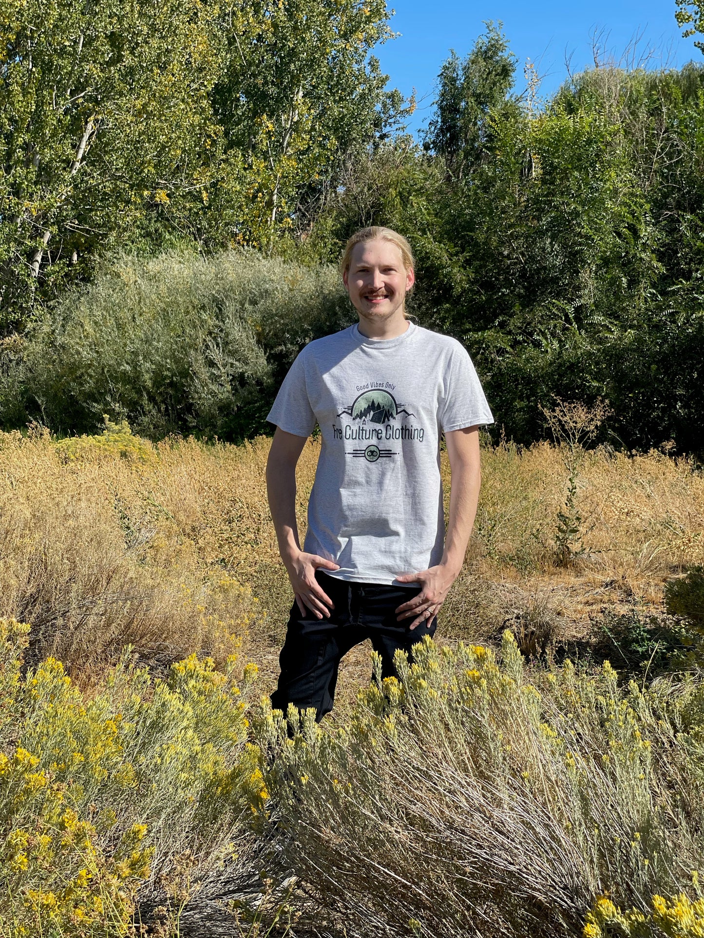 Free Culture Good Vibes Only Tee (S-3XL)